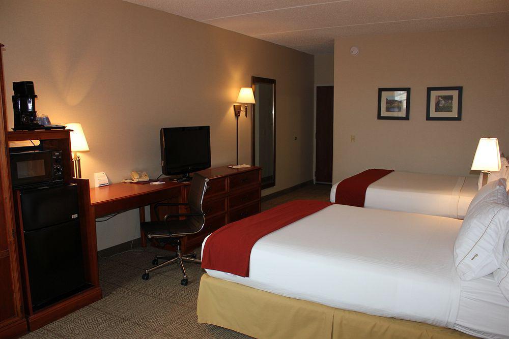 Fairfield By Marriott Inn & Suites Madison South Zewnętrze zdjęcie