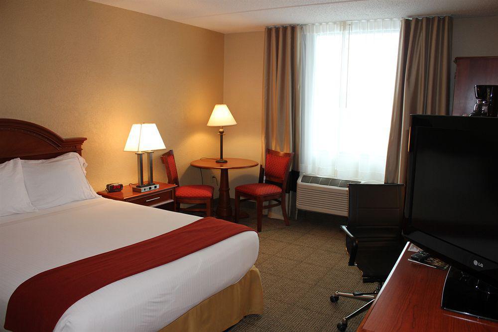 Fairfield By Marriott Inn & Suites Madison South Zewnętrze zdjęcie